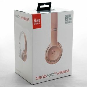 Brand new solo 3 ROSE GOLD beats by dre headphones